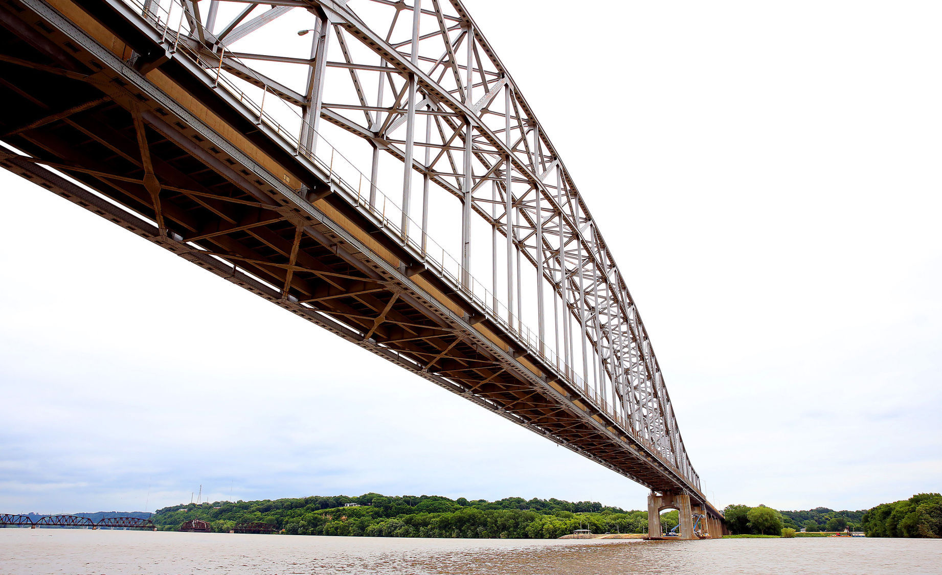 THE GREAT RIVER-0451